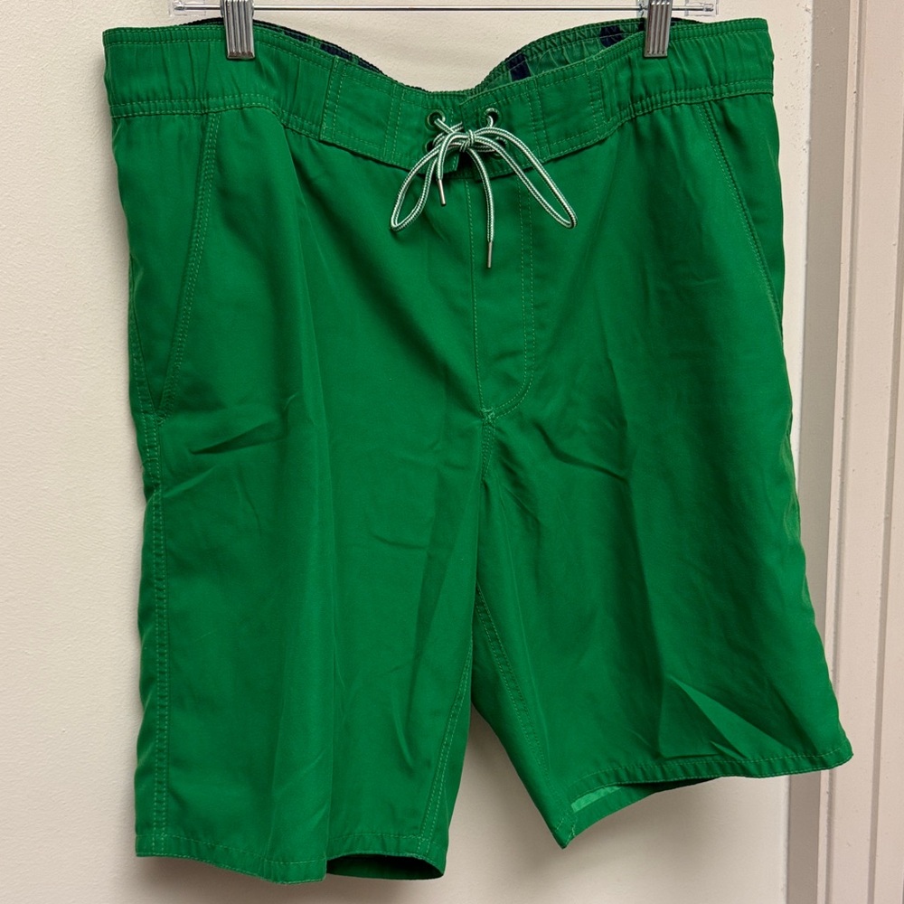 Vintage 90s Kelly Green Men's Swim Shorts M